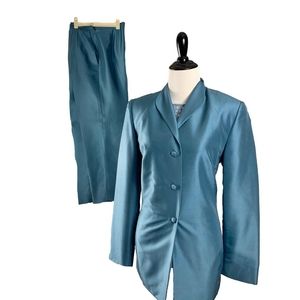 LORD & TAYLOR Blue Pant Suit